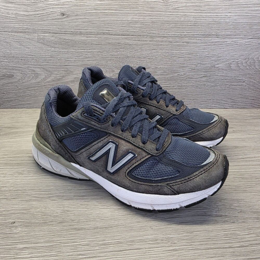 New Balance 990v5 Womens Size 7.5 B Navy Blue Suede Made in USA Running Shoes